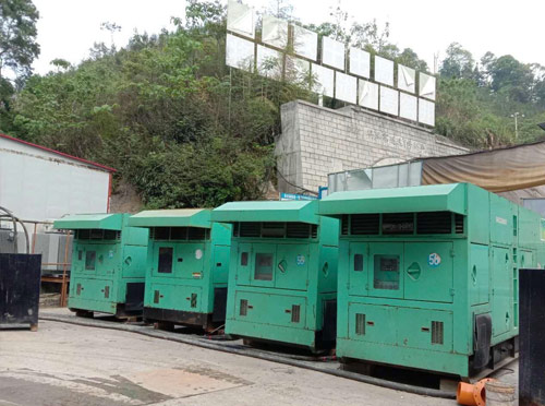北镇先进的应急发电机系统中智能监测和控制系统如何确保电压稳定？